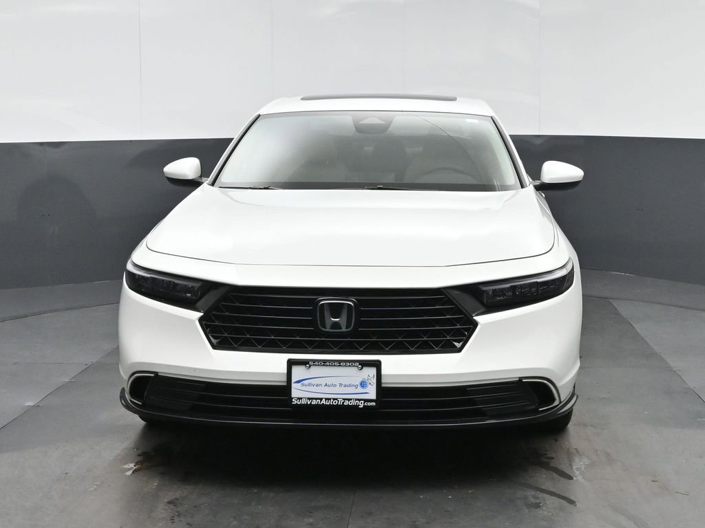 Used 2023 Honda Accord EX image 2