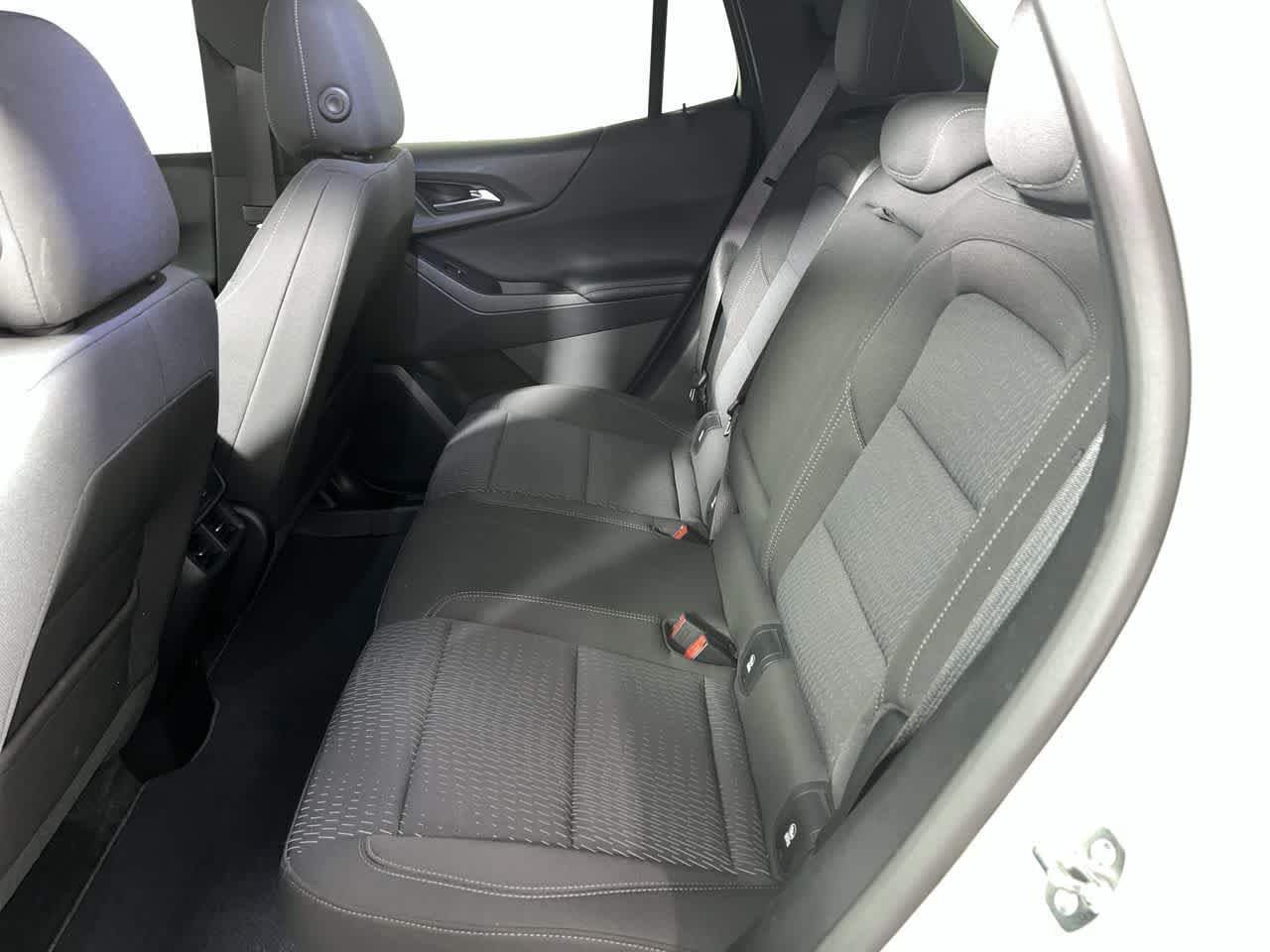 Used 2025 Chevrolet Equinox LT w/ Safety and Technology Package AWD/4WD image 27
