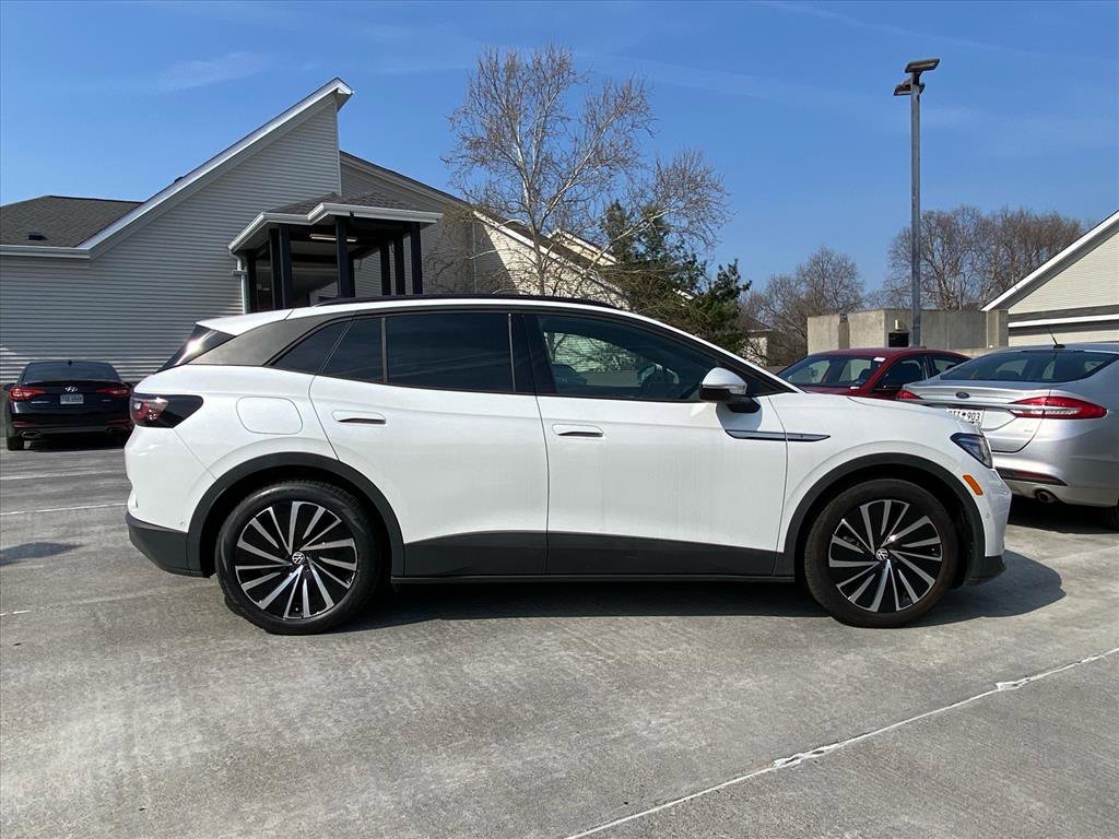 Certified 2024 Volkswagen ID.4 S image 2