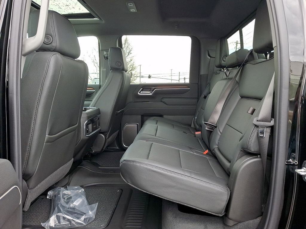 New 2026 GMC Sierra 2500 Denali w/ Denali Reserve Package image 6