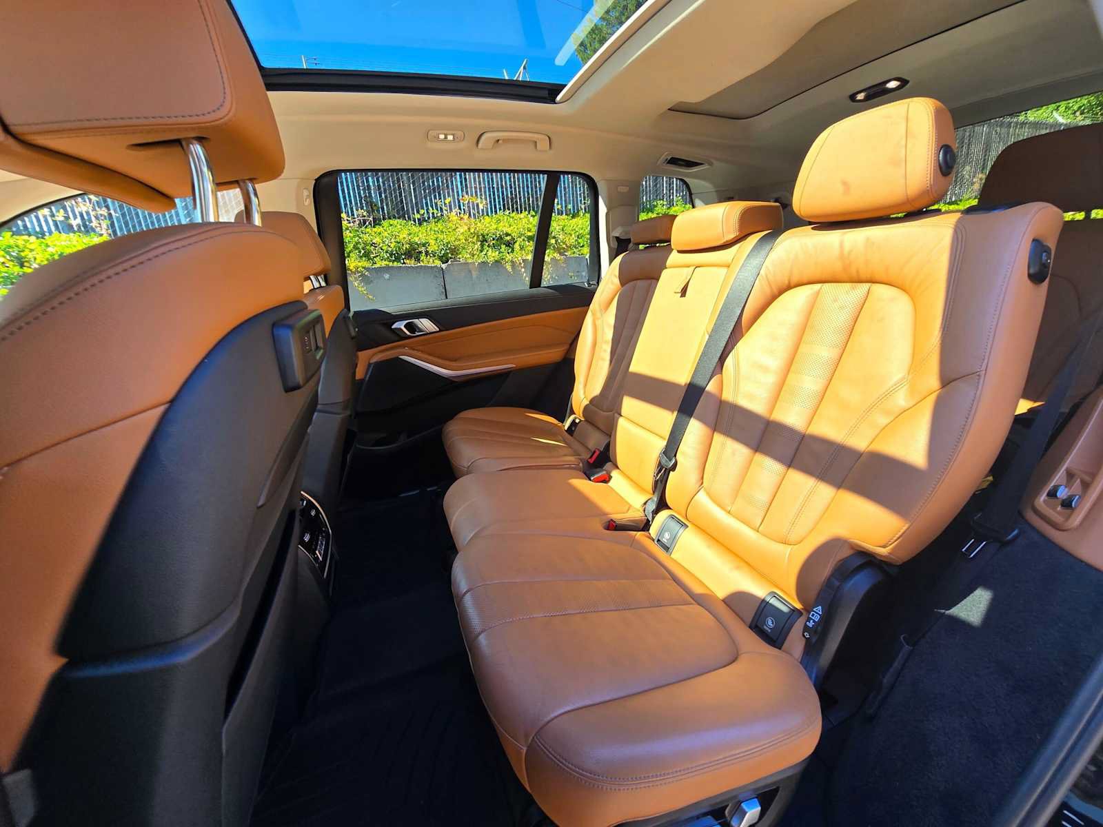 Used 2022 BMW X7 xDrive40i AWD/4WD image 17