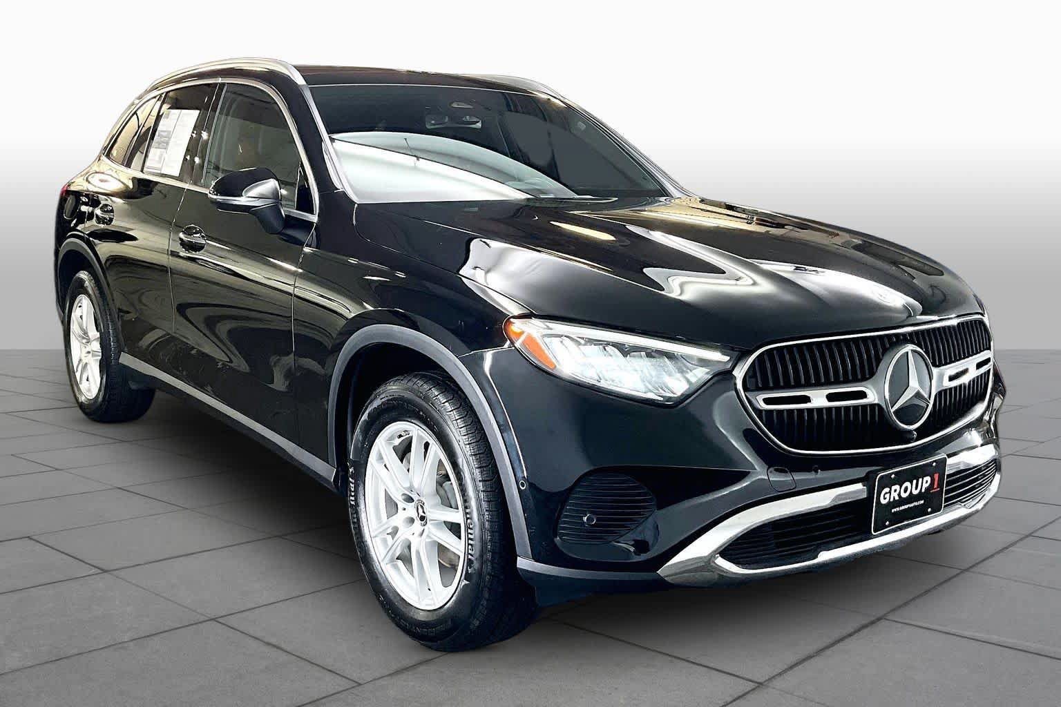 Used 2023 Mercedes-Benz GLC 300 4MATIC image 5