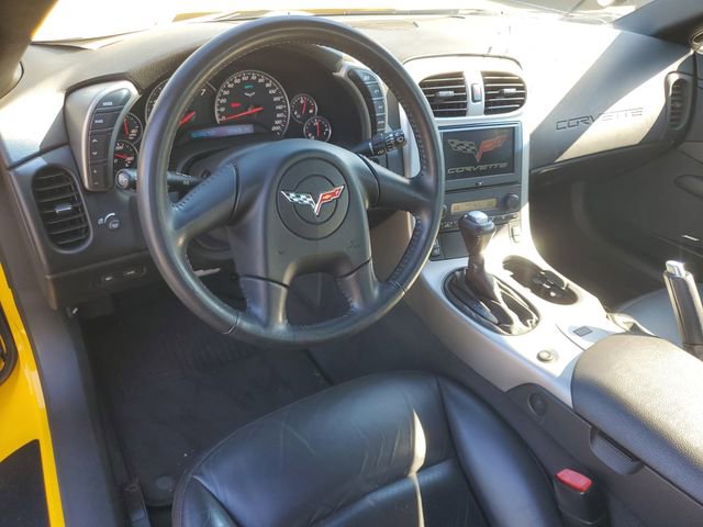 Used 2005 Chevrolet Corvette Coupe w/ Preferred Equipment Group image 17