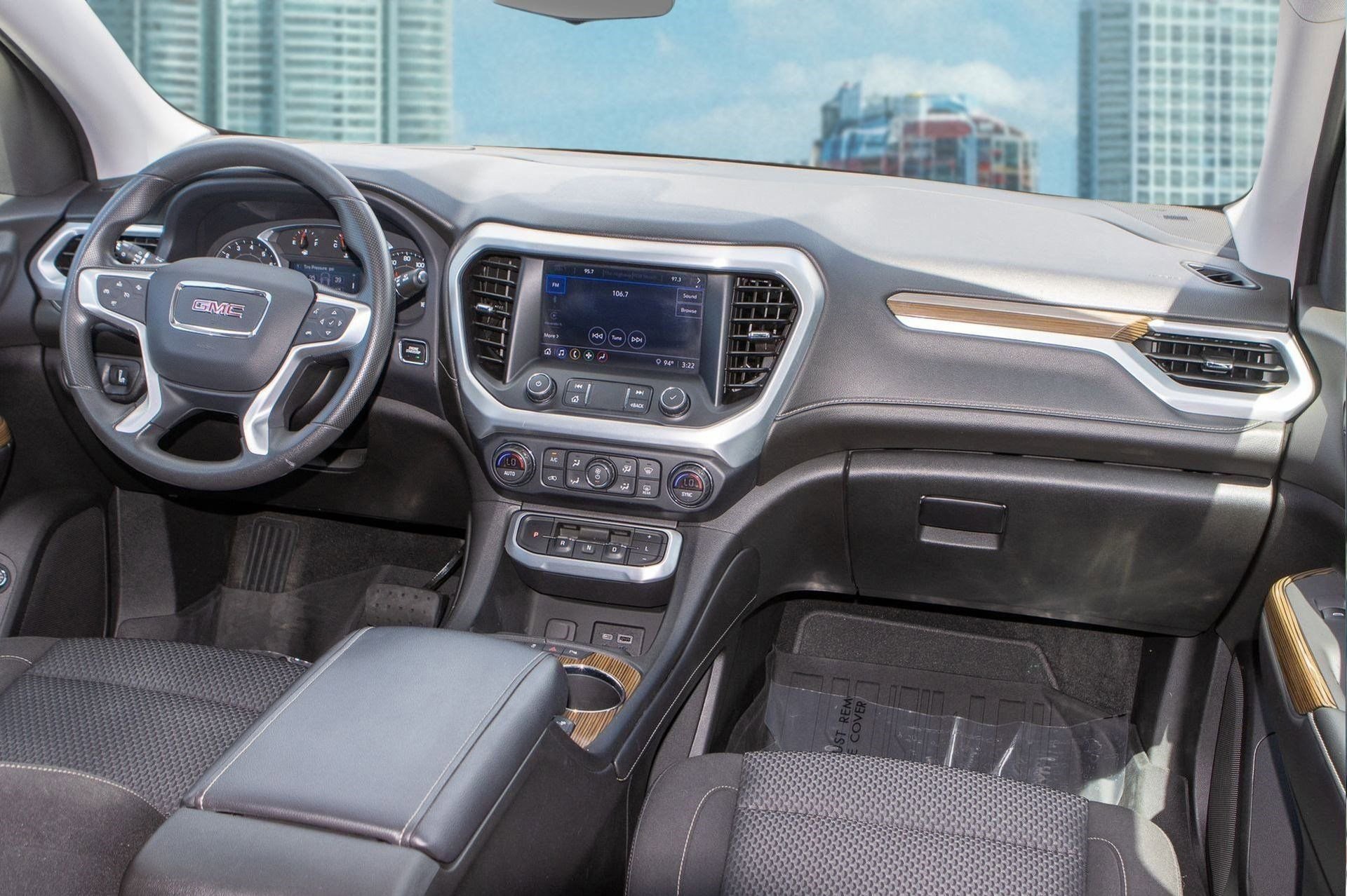 Certified 2022 GMC Acadia SLE w/ Driver Convenience Package image 11