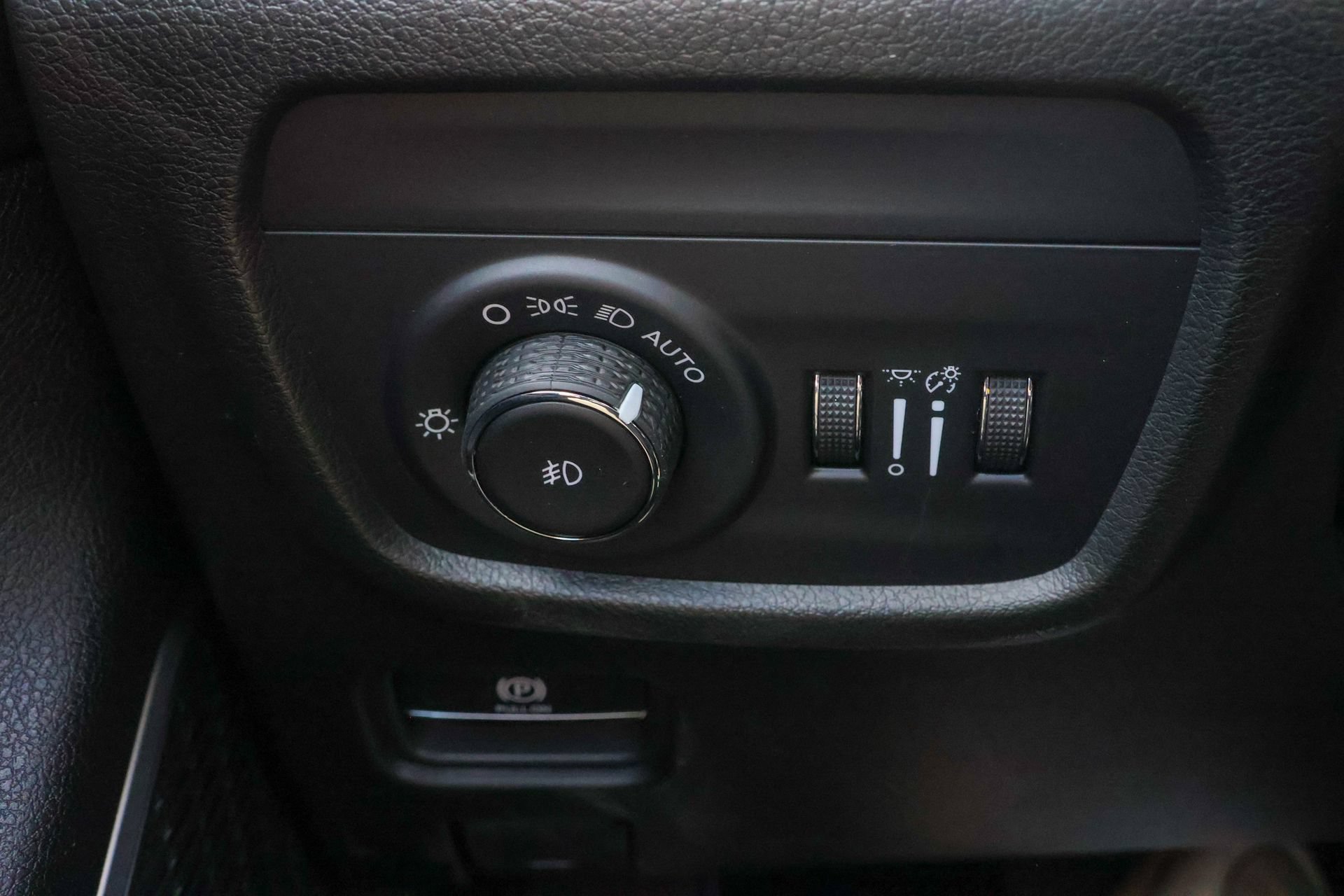 New 2026 Jeep Grand Cherokee Limited AWD/4WD image 28