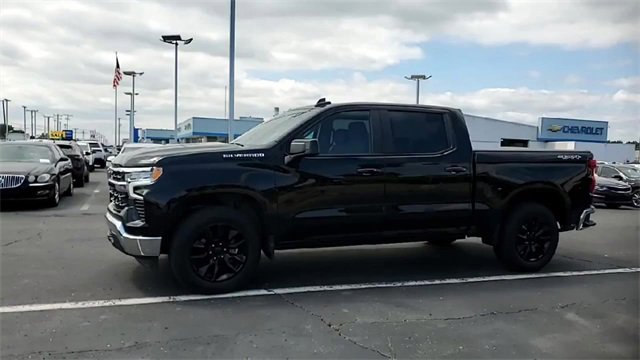 Certified 2024 Chevrolet Silverado 1500 LT image 3