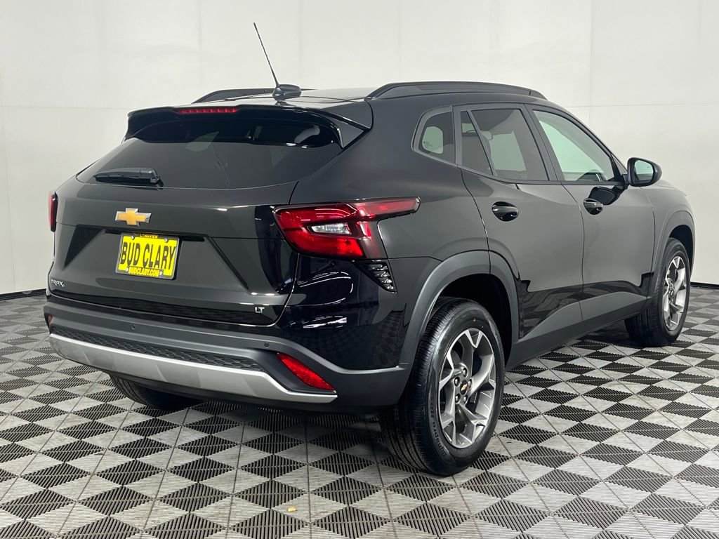 New 2026 Chevrolet Trax LT w/ Driver Confidence Package image 6