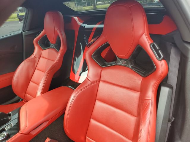 Used 2016 Chevrolet Corvette Z06 w/ 3LZ Preferred Equipment Group RWD image 7
