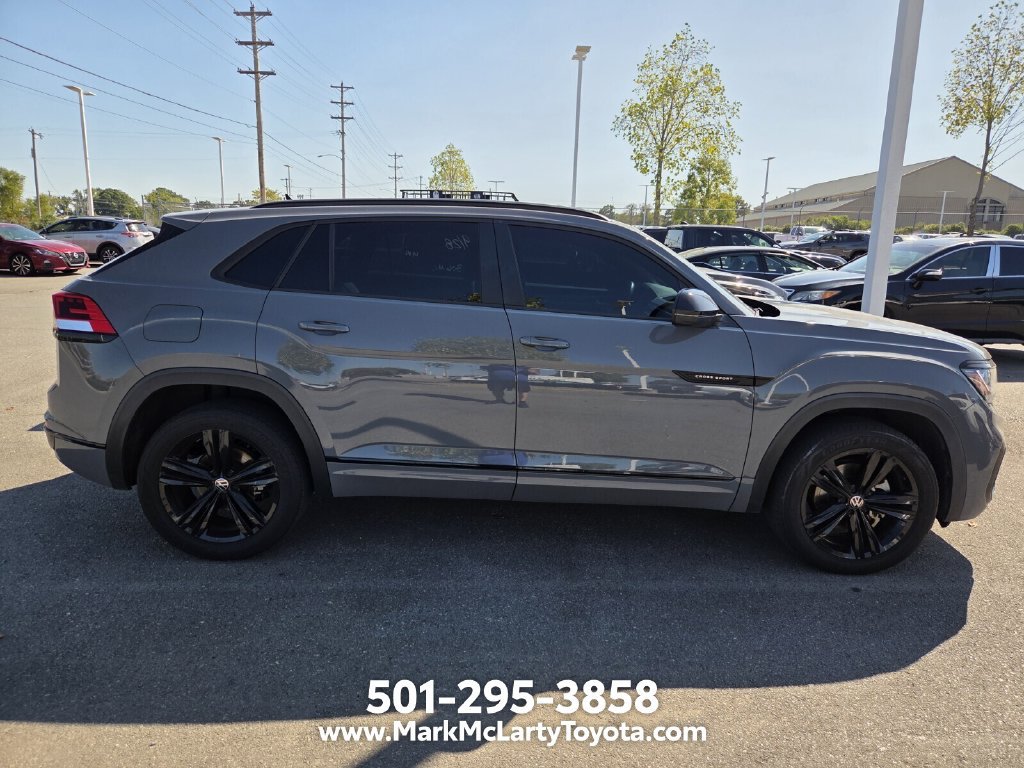 Used 2023 Volkswagen Atlas Cross Sport SEL R-Line AWD/4WD image 4