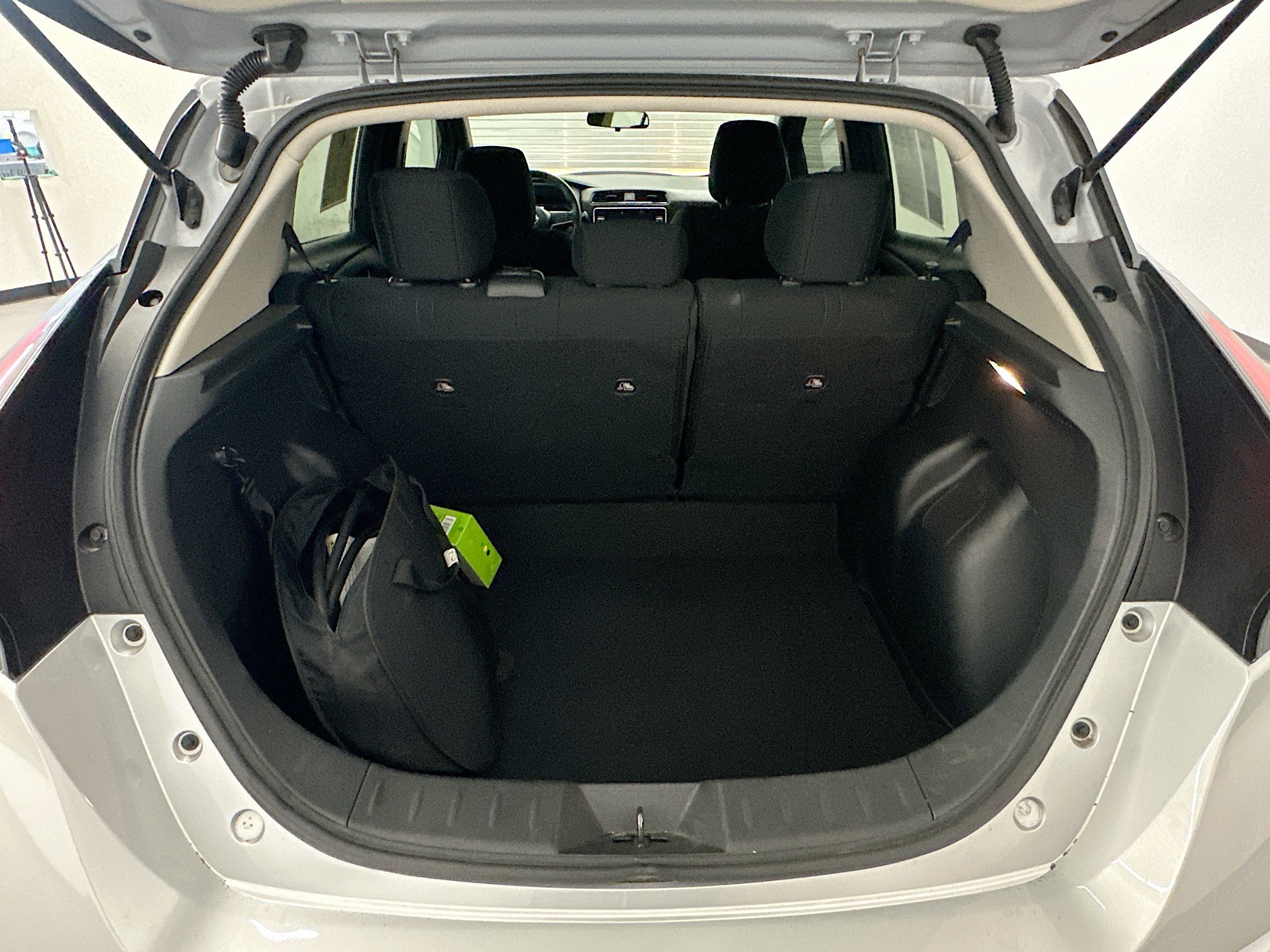 Used 2024 Nissan Leaf S image 29