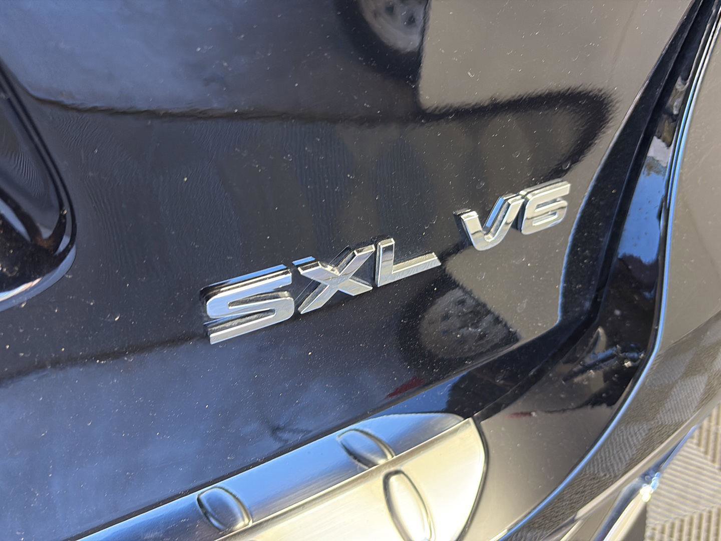 Used 2019 Kia Sorento SX image 9
