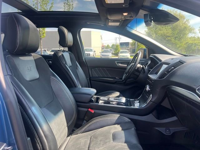 Used 2019 Ford Edge ST w/ Equipment Group 401A AWD/4WD image 11