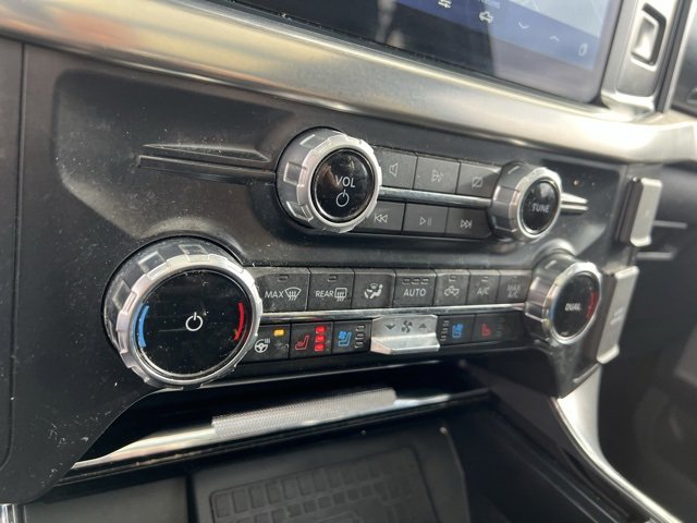 Used 2022 Ford F150 Lariat w/ Equipment Group 502A High image 6