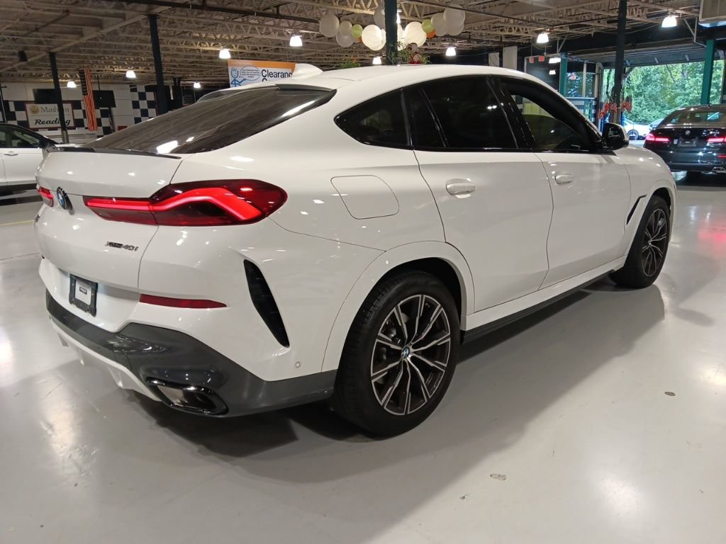 Used 2023 BMW X6 xDrive40i w/ M Sport Package AWD/4WD image 6