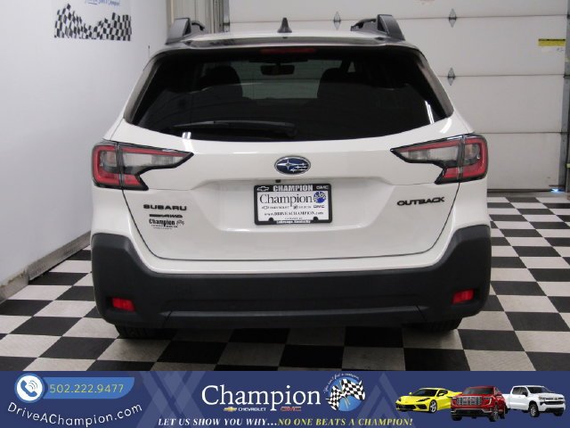 Used 2023 Subaru Outback Onyx Edition AWD/4WD image 14