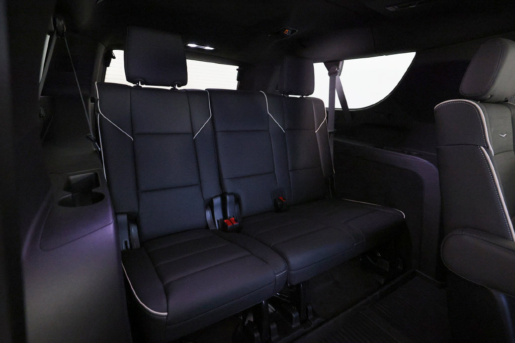 Used 2026 Cadillac Escalade ESV Sport w/ Touring Package AWD/4WD image 12