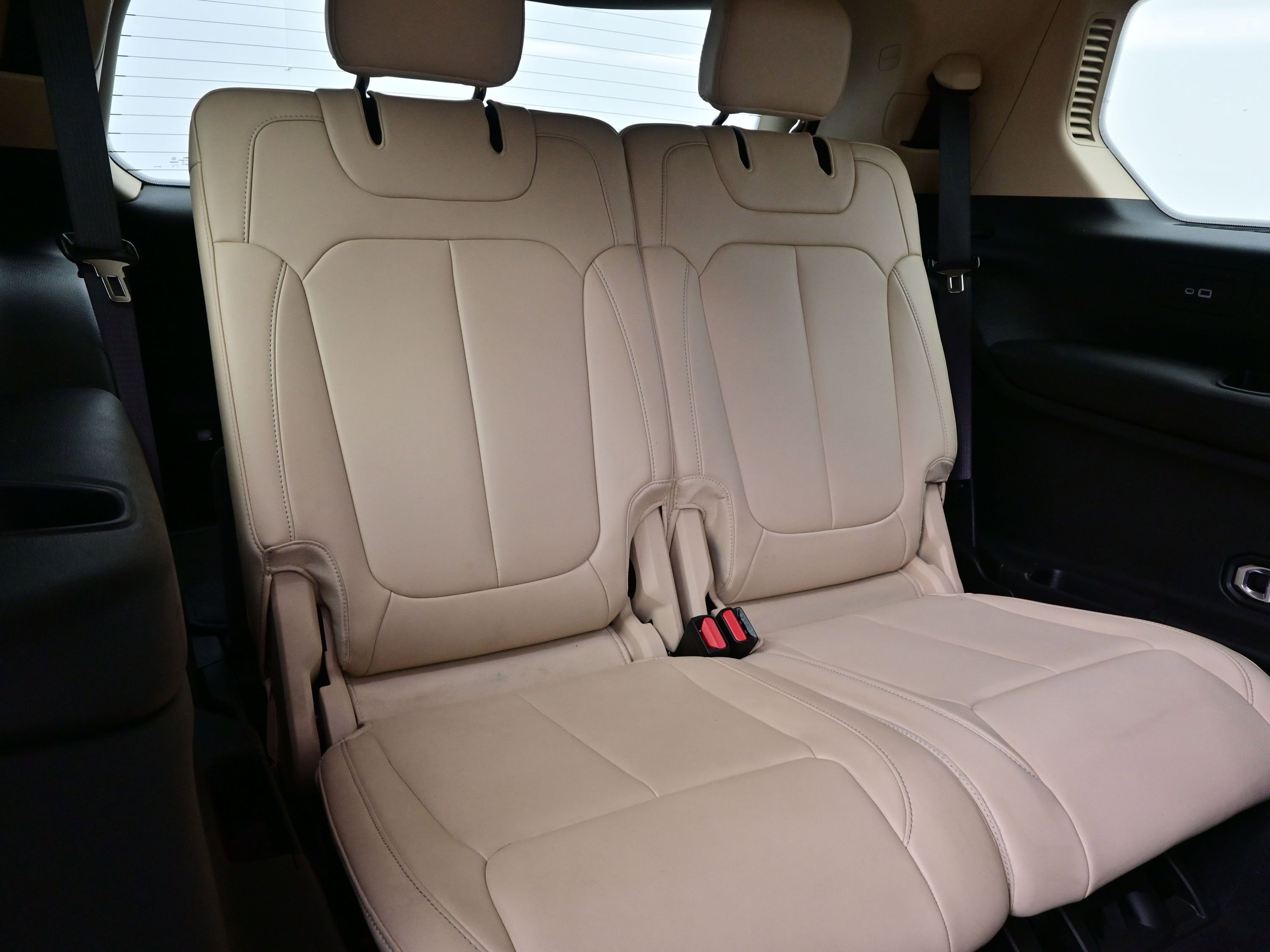 Used 2021 Jeep Grand Cherokee L Limited image 16