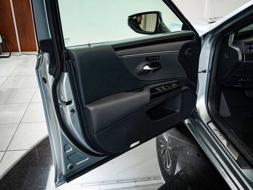 New 2025 Lexus ES 350 w/ Premium Package image 26