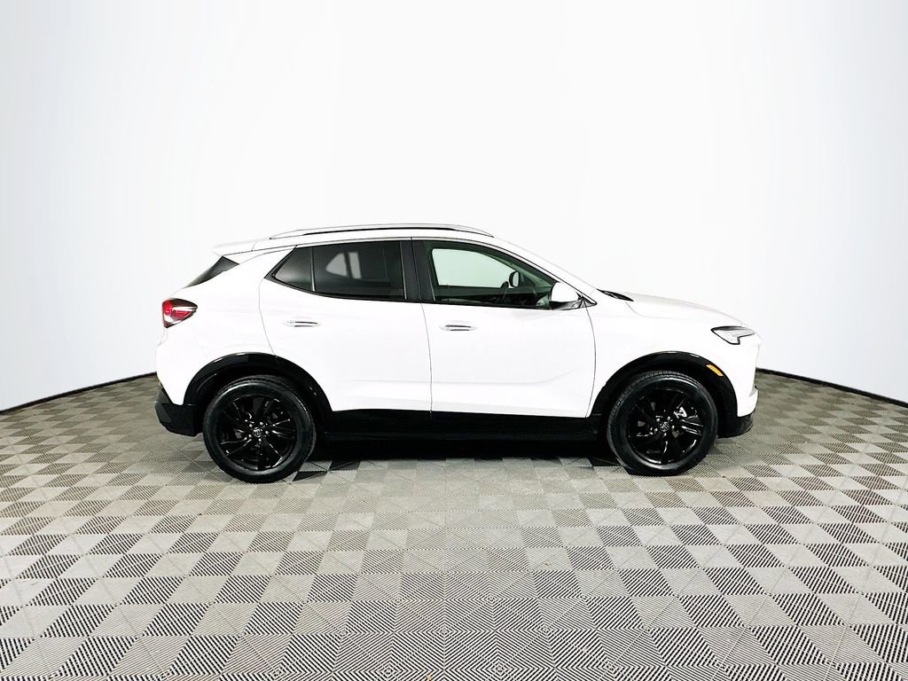 Used 2024 Buick Encore GX Sport Touring image 12