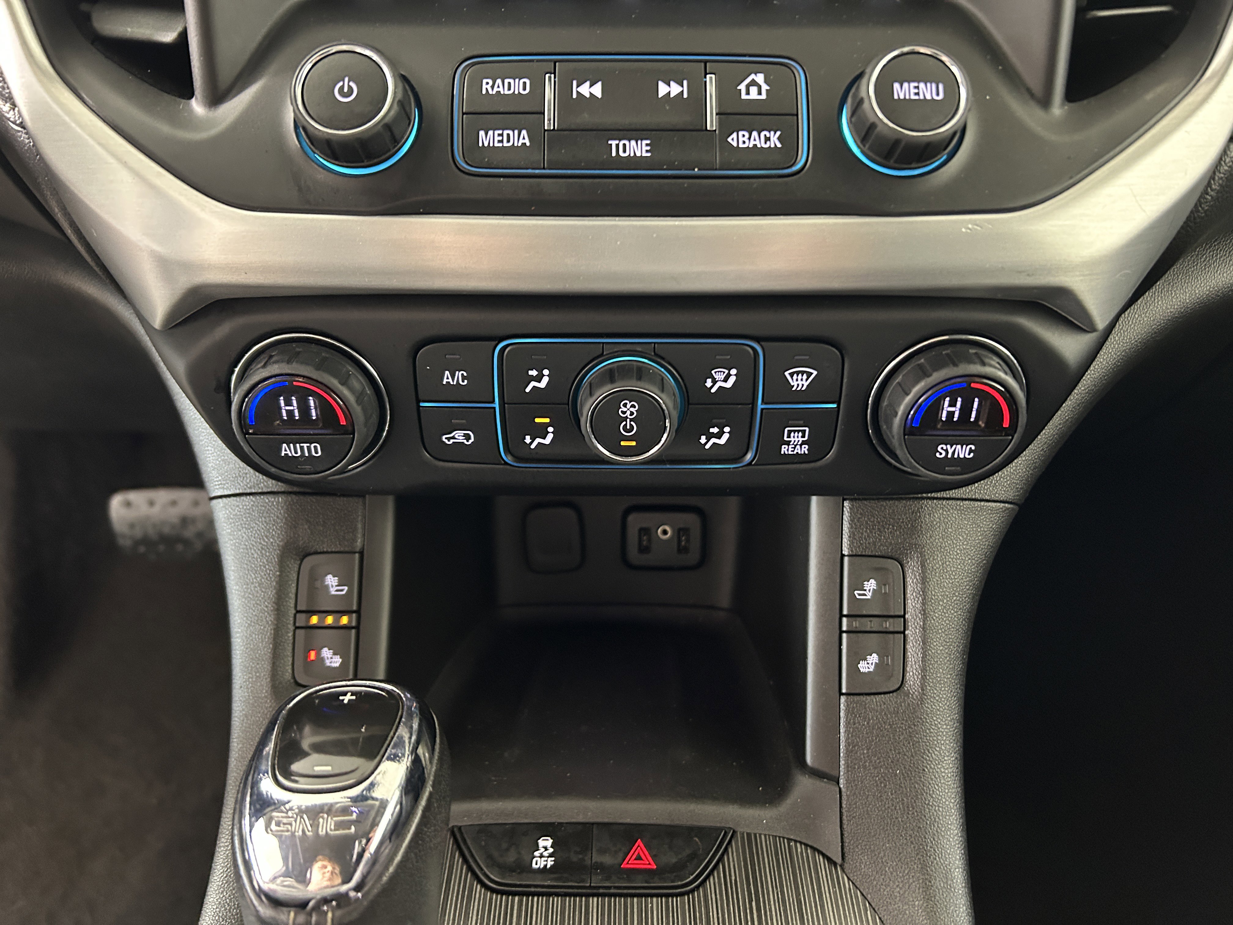 Used 2019 GMC Acadia SLT image 22