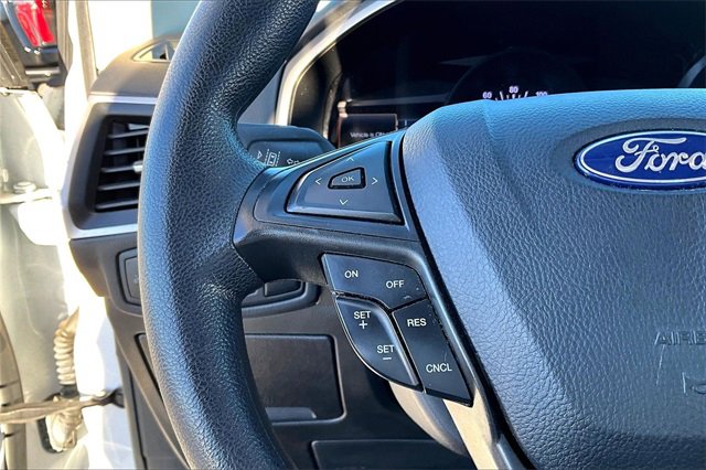 Used 2021 Ford Edge SE image 11