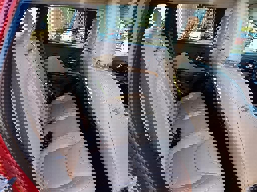 Used 2015 Jeep Cherokee Limited w/ Trailer Tow Group image 22