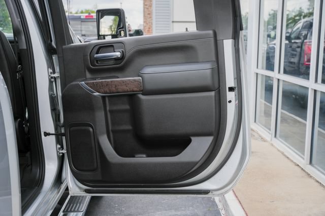 Used 2020 GMC Sierra 3500 Denali w/ Denali Ultimate Package AWD/4WD image 38