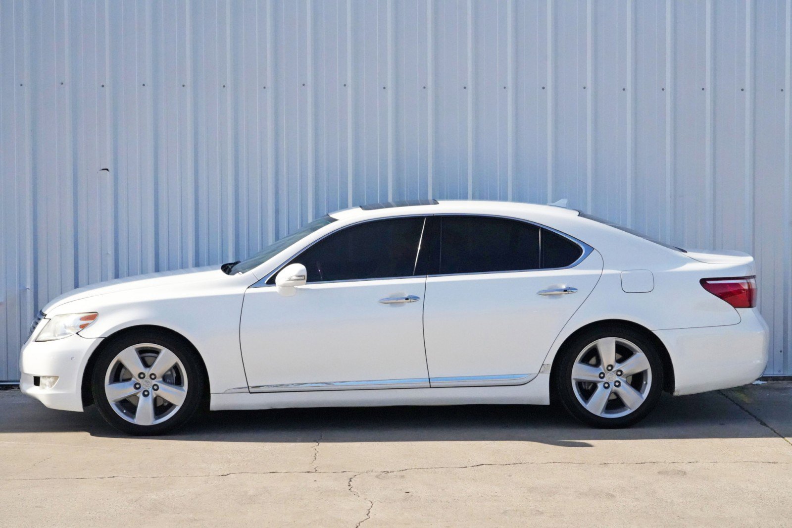 Used 2012 Lexus LS 460 w/ Comfort Pkg image 47