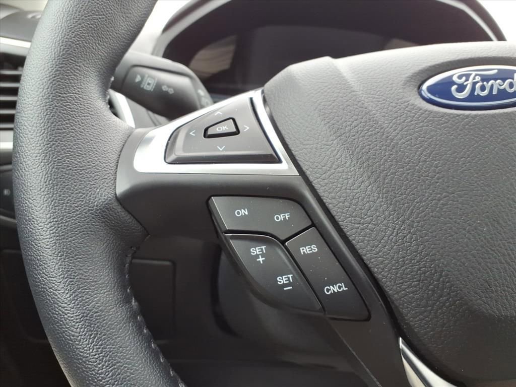 Used 2023 Ford Edge SEL w/ Convenience Package image 17