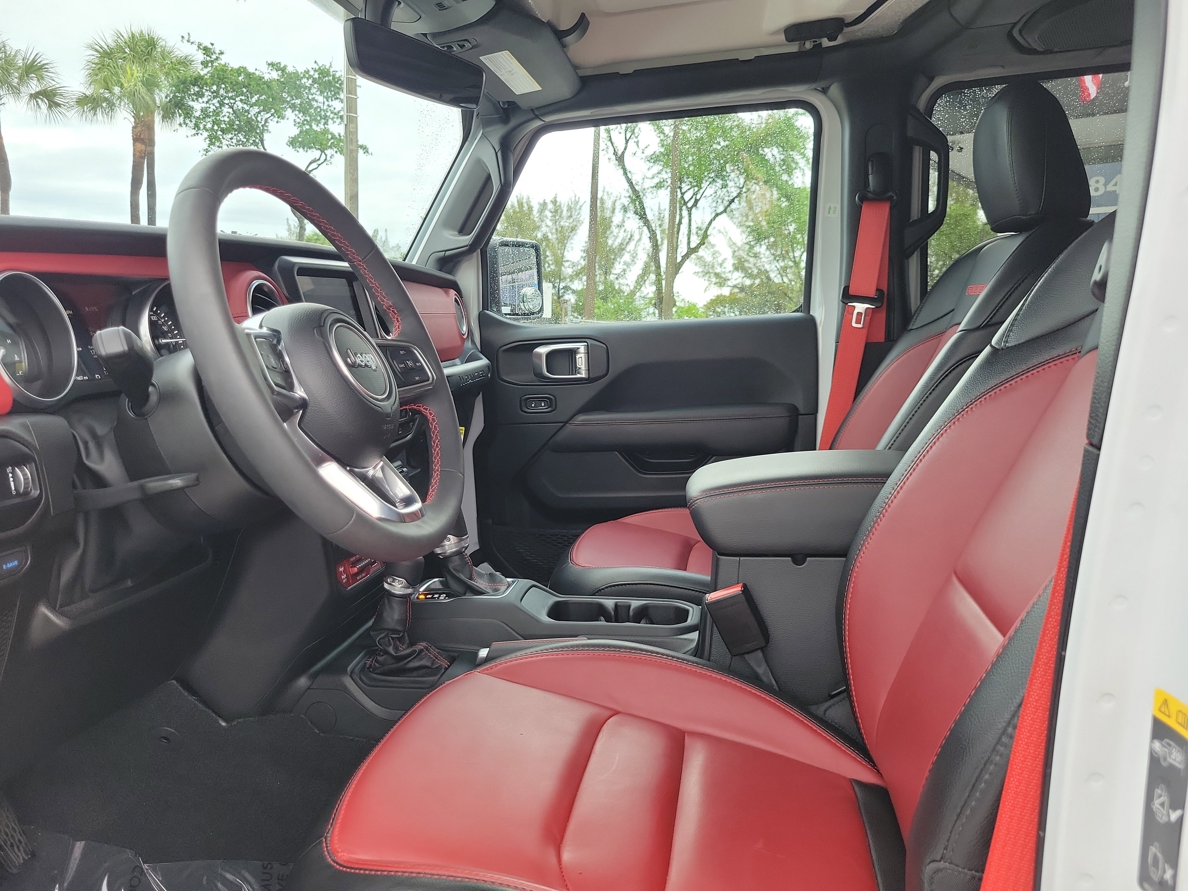 Used 2023 Jeep Wrangler Unlimited Rubicon 4xe image 11