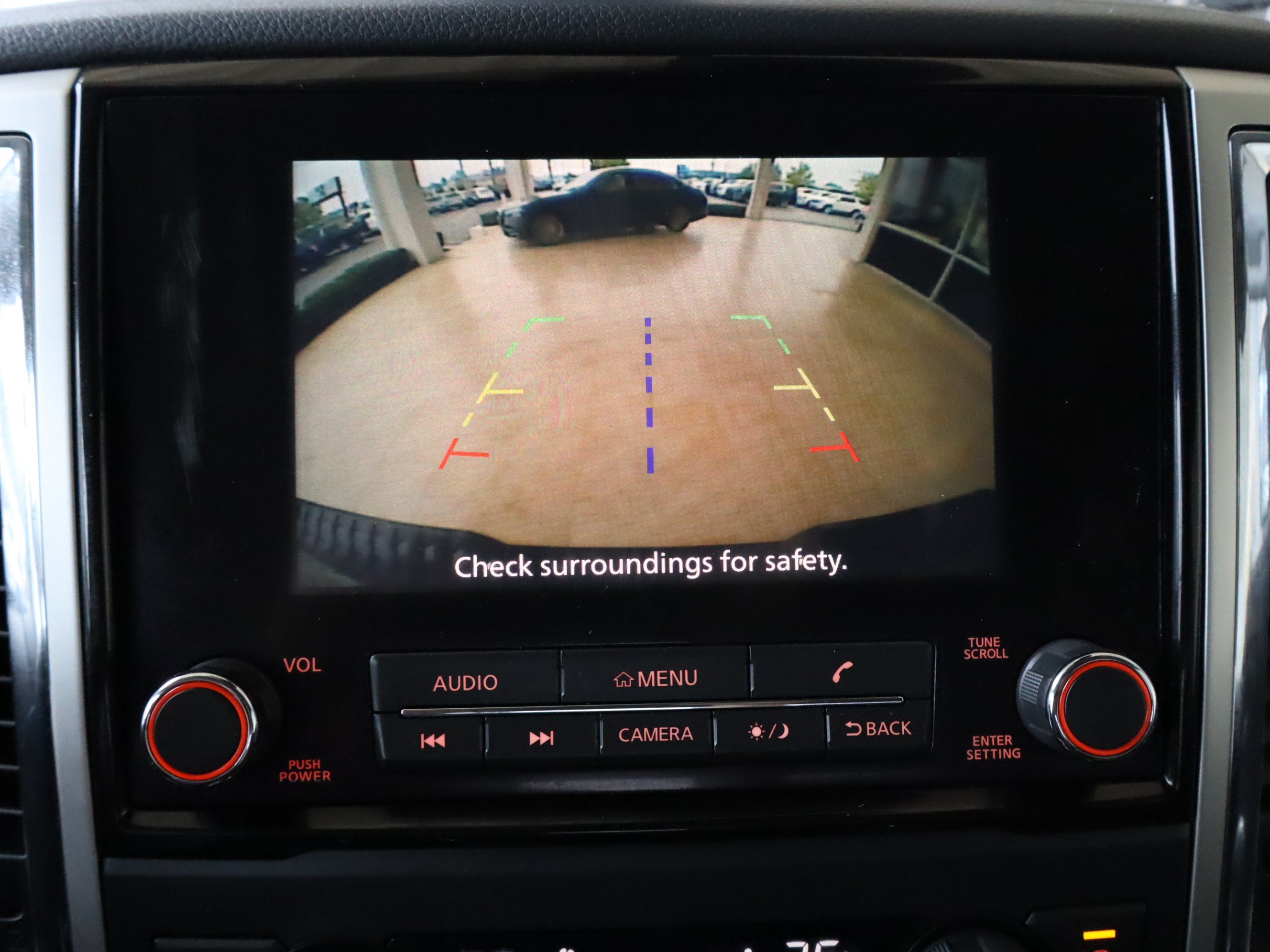 Used 2023 Nissan Titan SV w/ SV Convenience Package AWD/4WD image 28
