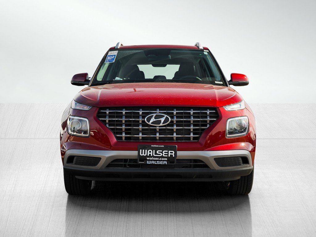 New 2025 Hyundai Venue SEL image 2