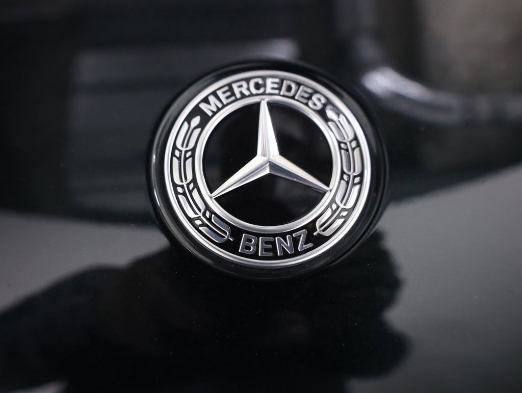 Used 2023 Mercedes-Benz EQE 500 4MATIC SUV w/ Pinnacle Trim Package image 60