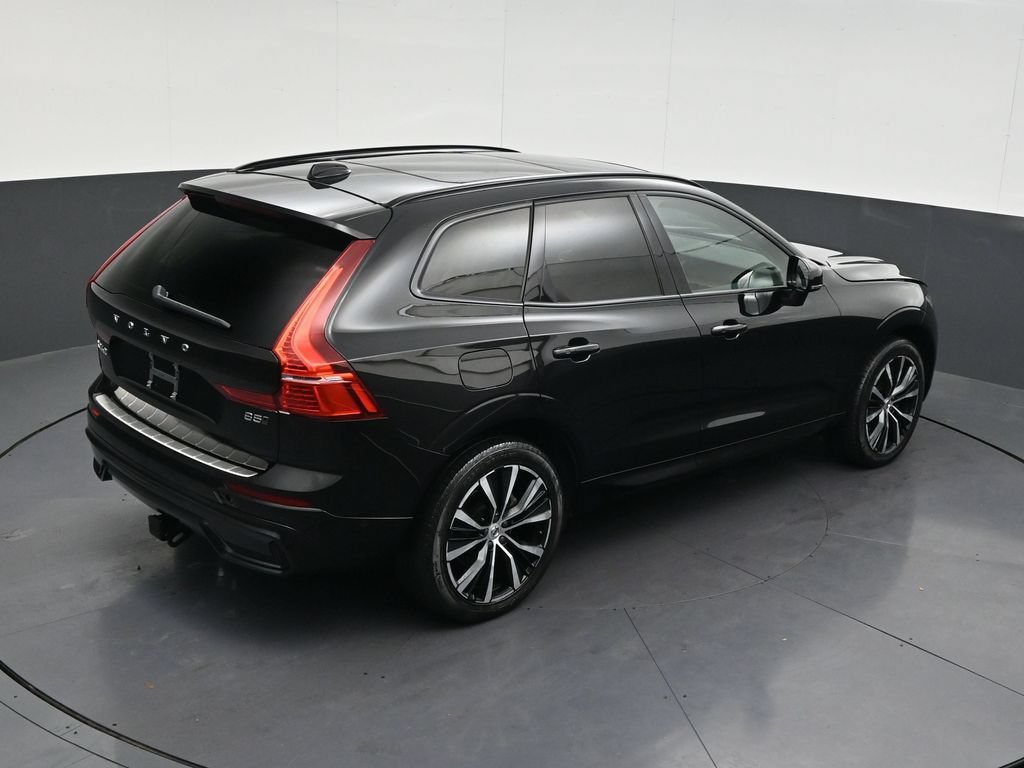 Certified 2024 Volvo XC60 B5 Plus w/ Protection Package Premier AWD/4WD image 18