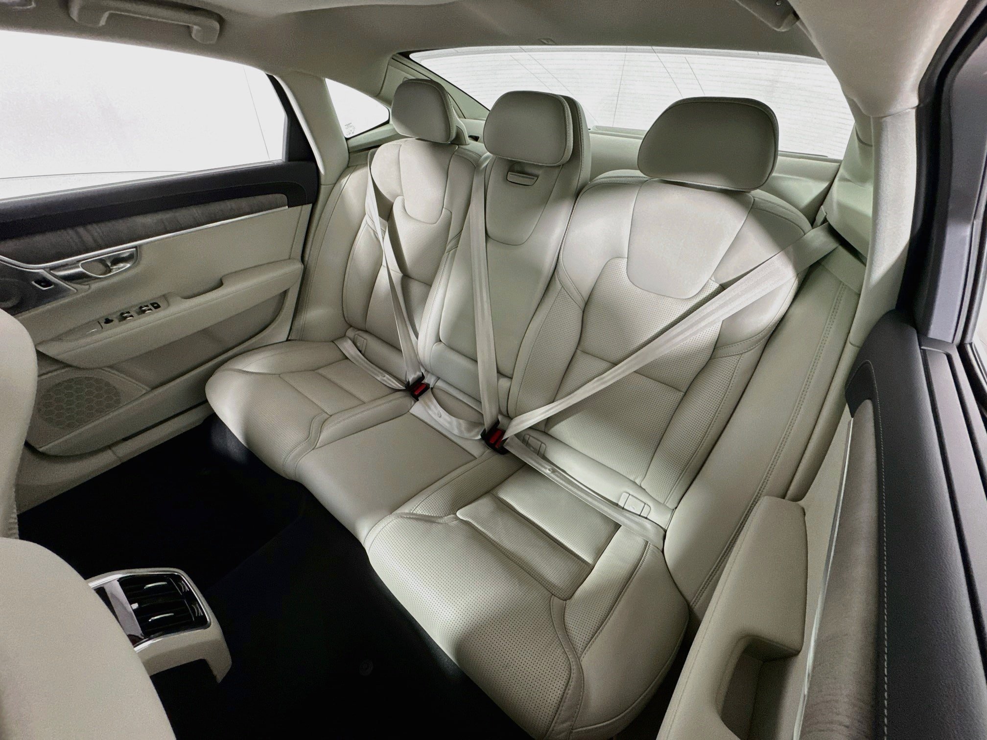 Used 2023 Volvo S90 B6 Ultimate w/ Lounge Package AWD/4WD image 24