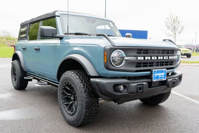 Used 2022 Ford Bronco Black Diamond AWD/4WD image 4