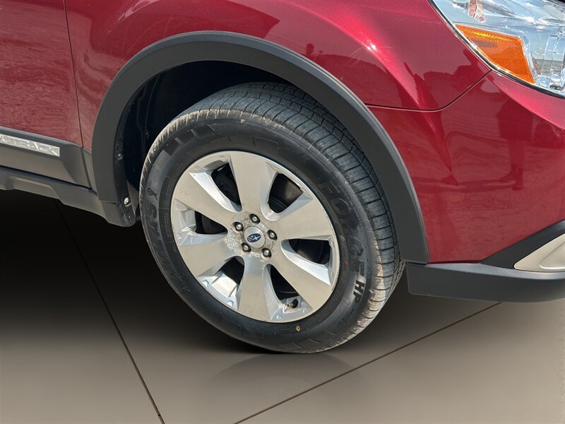 Used 2012 Subaru Outback 3.6R Limited AWD/4WD image 20