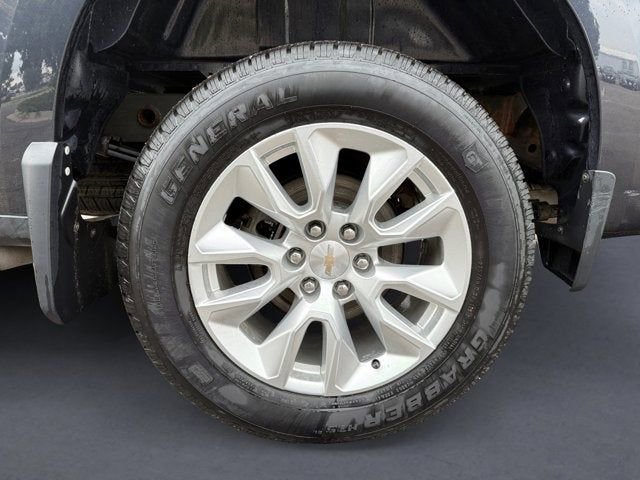 Used 2023 Chevrolet Silverado 1500 Custom image 14