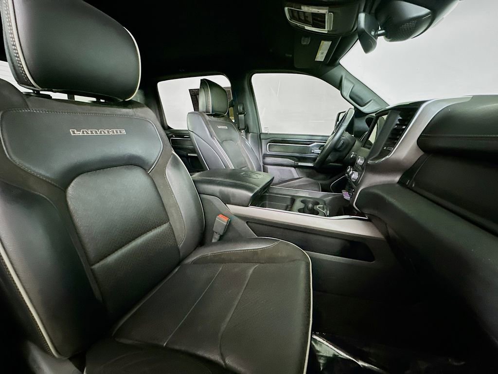 Used 2021 RAM 1500 Laramie w/ Sport Appearance Package image 12