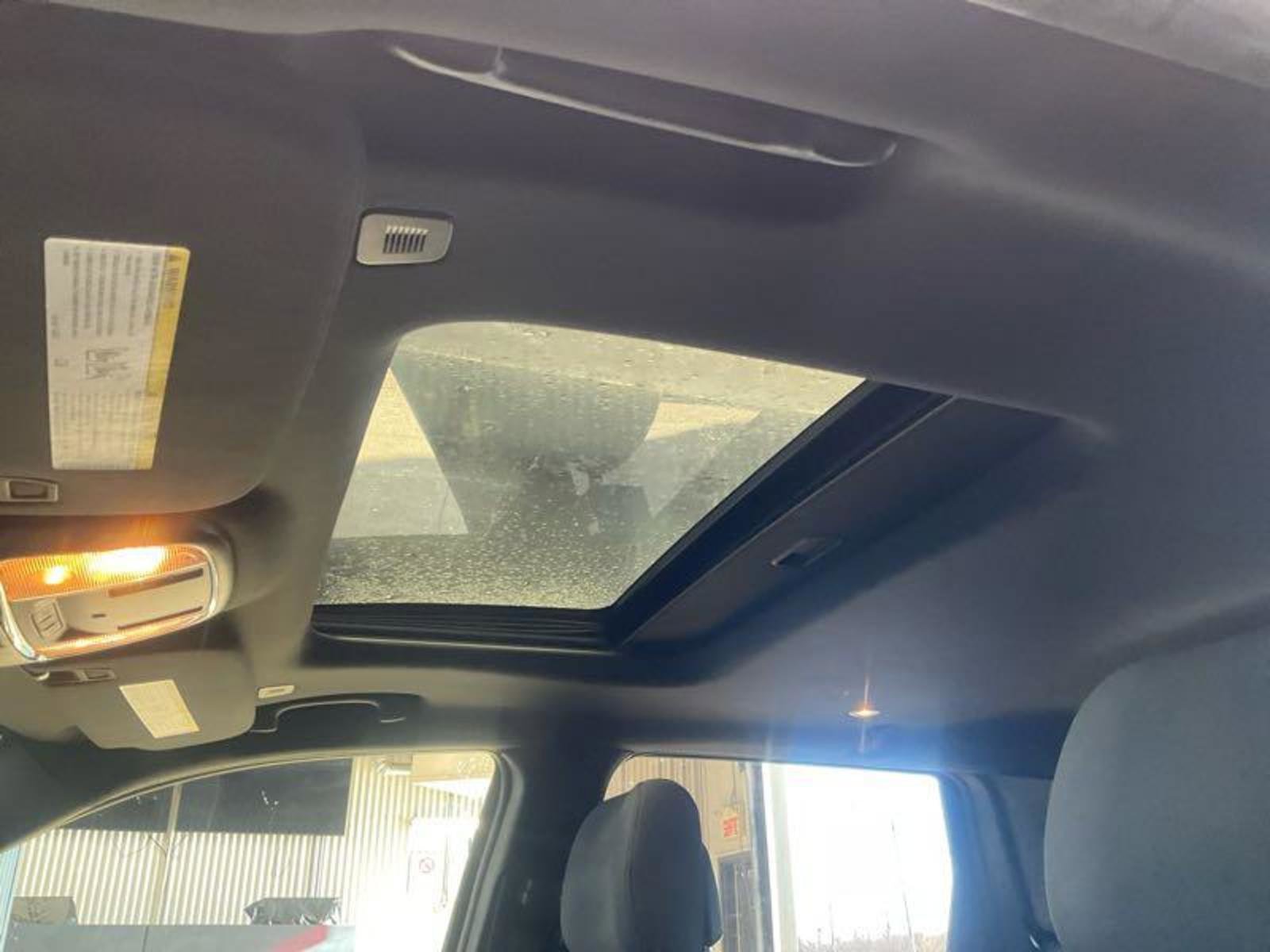 Used 2017 Jeep Grand Cherokee Laredo 75th Anniversary image 5