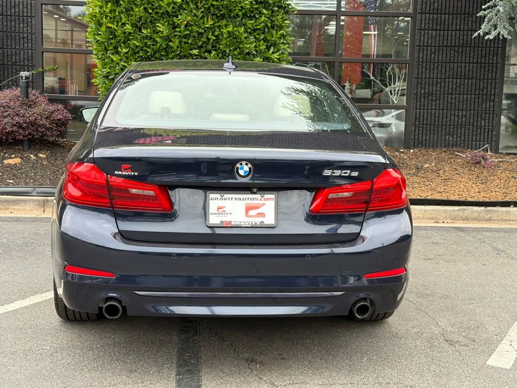 Used 2019 BMW 530e w/ Convenience Package RWD image 14