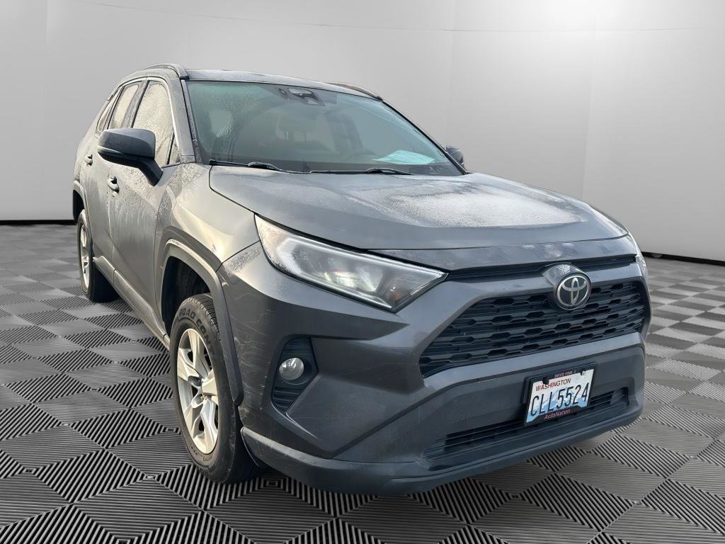 Used 2021 Toyota RAV4 XLE w/ XLE Grade Weather Package image 1