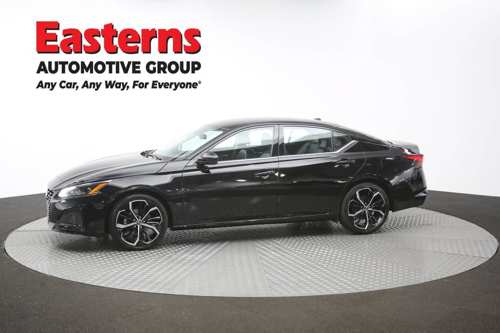 Used 2024 Nissan Altima 2.5 SR FWD image 58