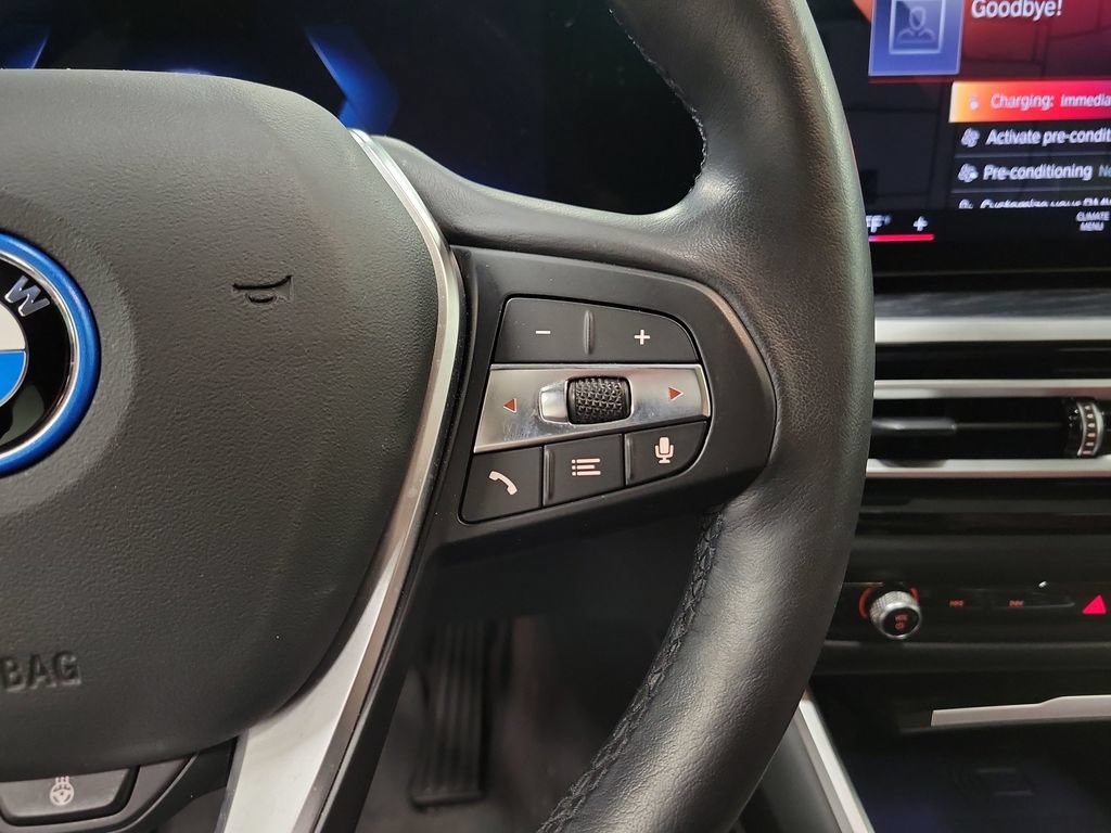 Used 2023 BMW i4 eDrive35 w/ Premium Package RWD image 26