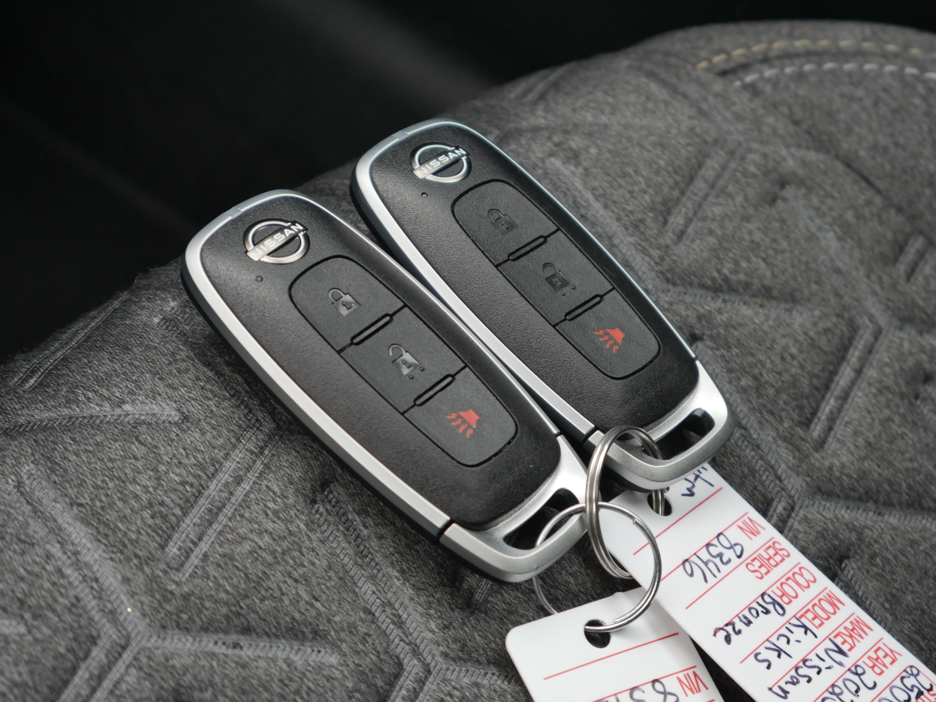 Used 2025 Nissan Kicks SV AWD/4WD image 27
