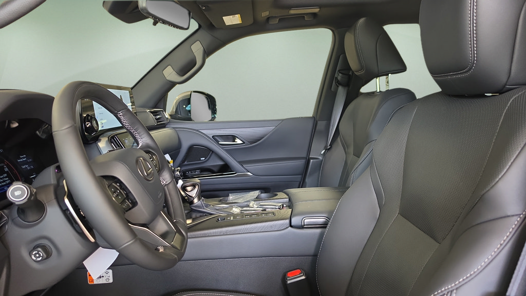 New 2026 Lexus LX 600 4WD w/ Accessory Package (2T) image 15