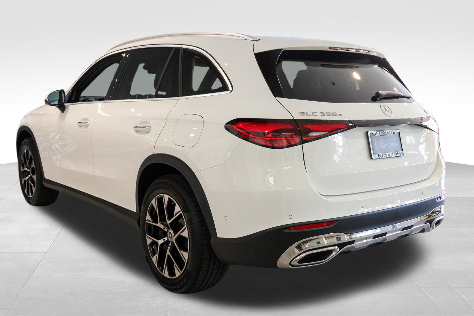 New 2027 Mercedes-Benz GLC 350e 4MATIC image 3