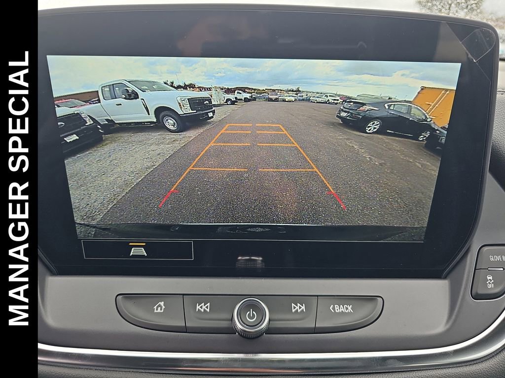 New 2025 Chevrolet Blazer LT w/ Convenience Package image 23