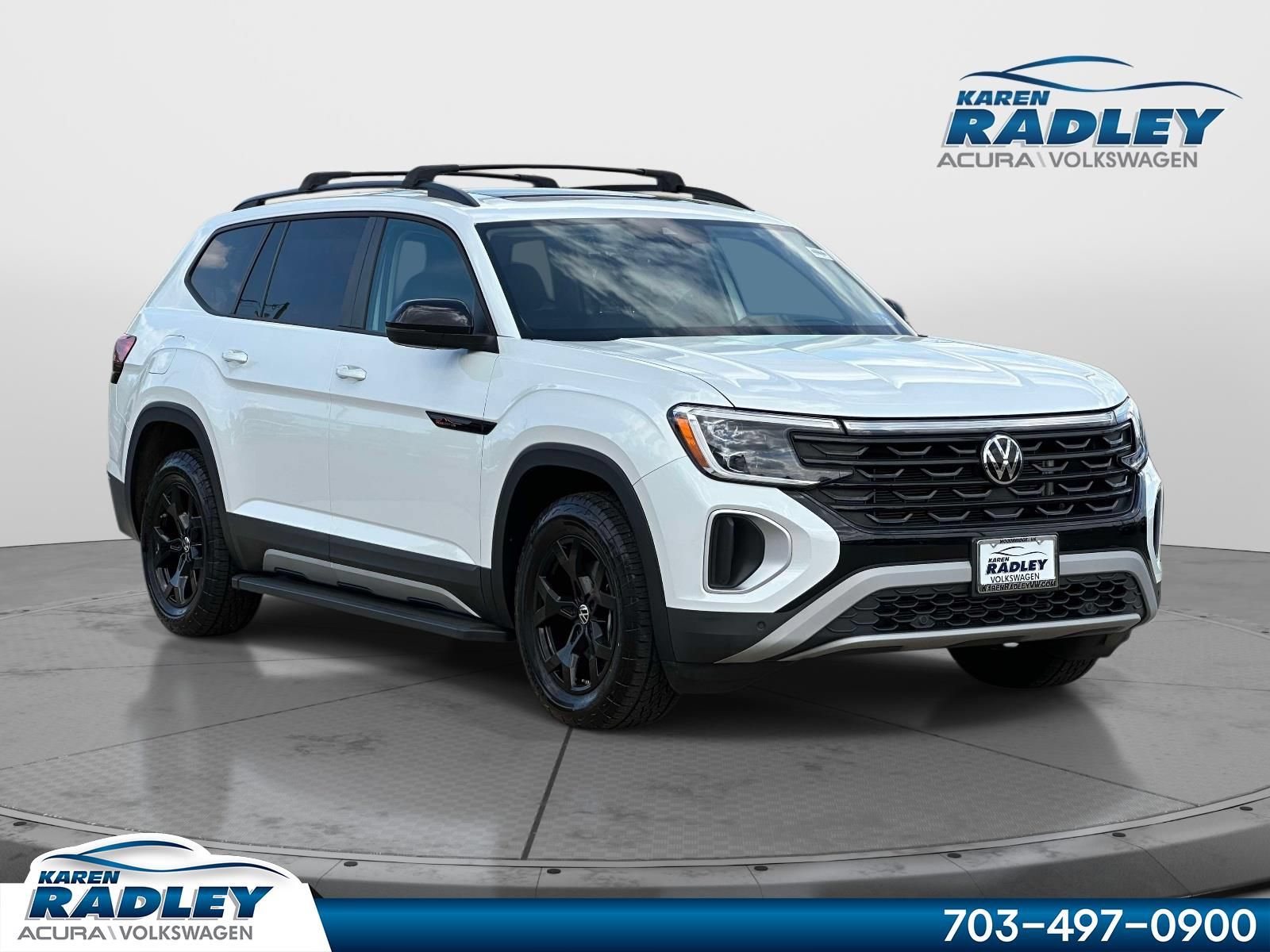 Used 2024 Volkswagen Atlas Peak Edition SEL AWD/4WD image 1