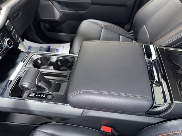 New 2025 Ford F150 Lariat w/ Equipment Group 502A High image 21